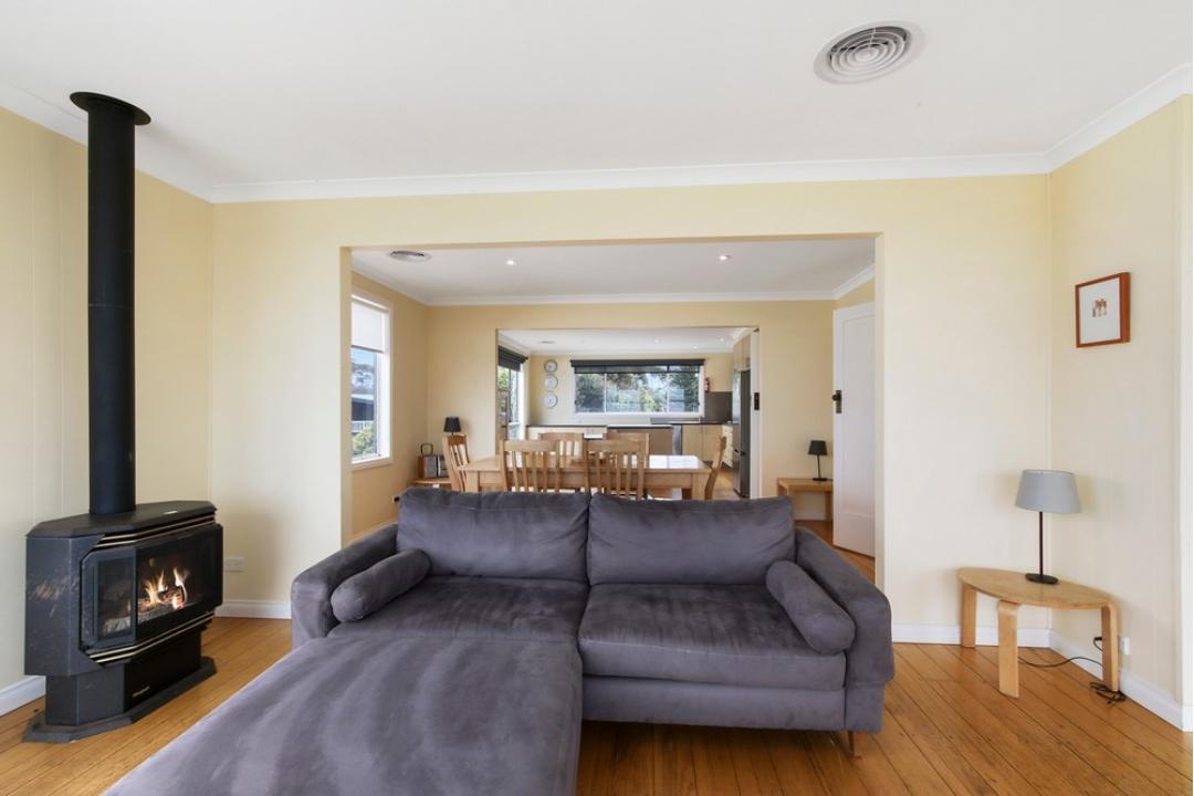 Lake Tyers Beach Holiday Rentals Lake Tyers Beach House