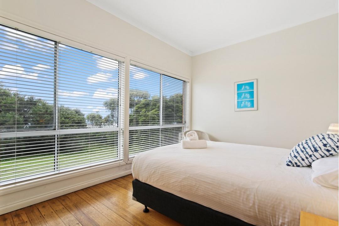 Lake Tyers Beach Holiday Rentals Lake Tyers Beach House