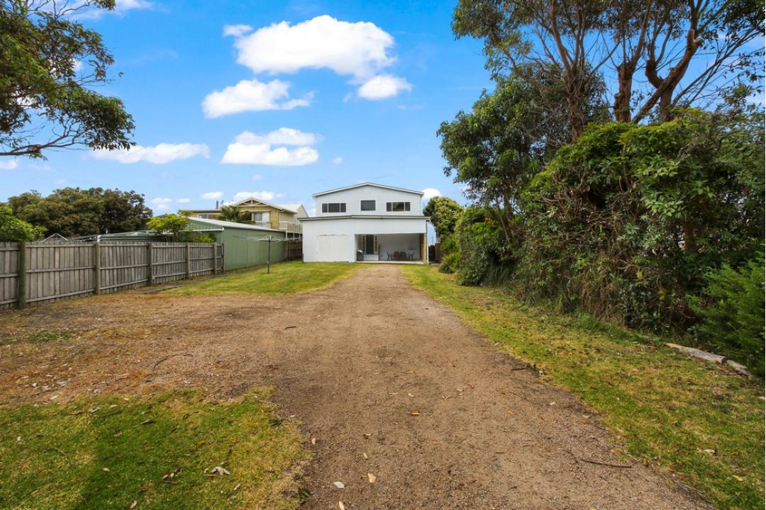 Lake Tyers Beach Holiday Rentals Lake Tyers Beach House